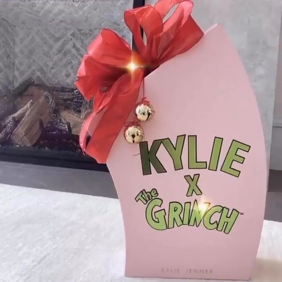ISO Kylie Cosmetics - Picture 2 of 2